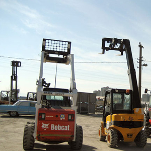 Arazi Tipi Forklift - Bobcat